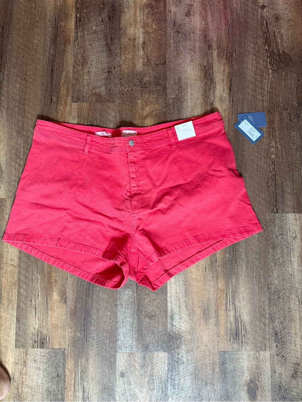 Universal Thread High-Waist Bright Red Cotton Shorts